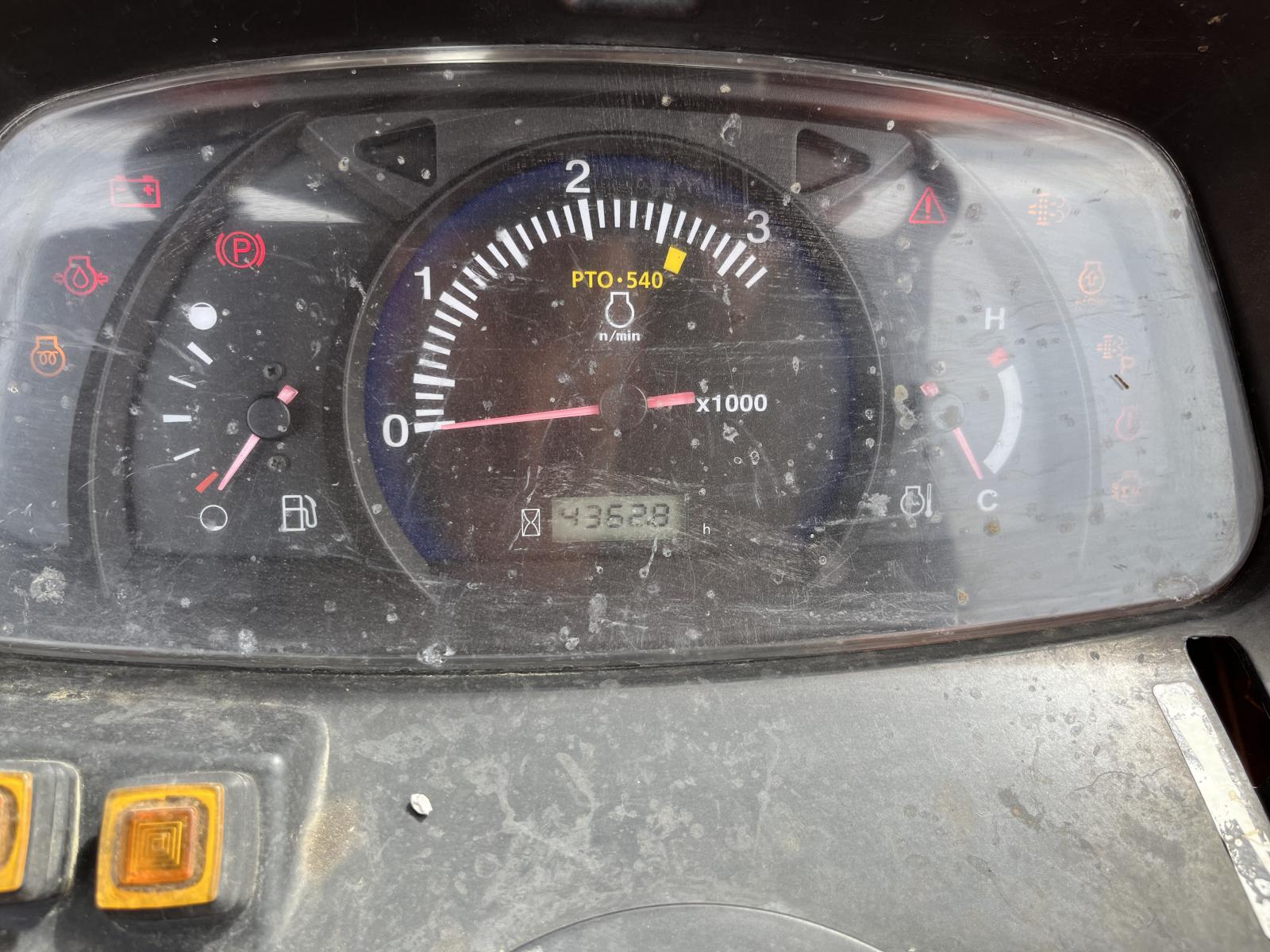 ./imagenes/INVOICE/2019/17302/TRACTOR KUBOTA L4701 - (9).JPG